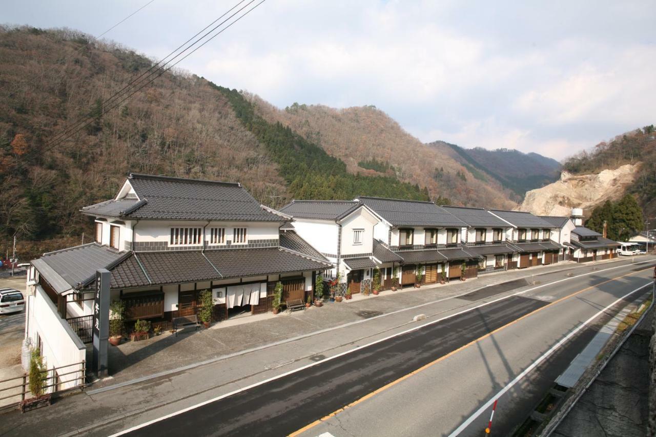 Yubaraonsen Yubaranoyado Komeya Hotel Maniwa Exterior foto